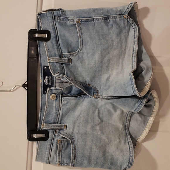 Hollister jean shorts - Picture 1 of 5